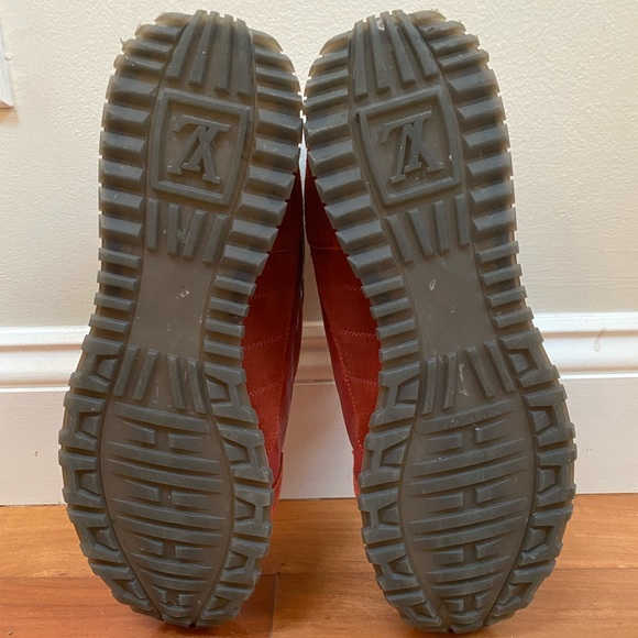 Authentic Louis Vuitton Sneakers - Picture 6 of 6